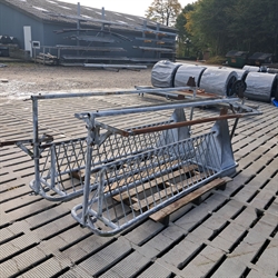 2 stk. brukte 1¼" grinder med høyhekk, lengde: 2,75 m. 